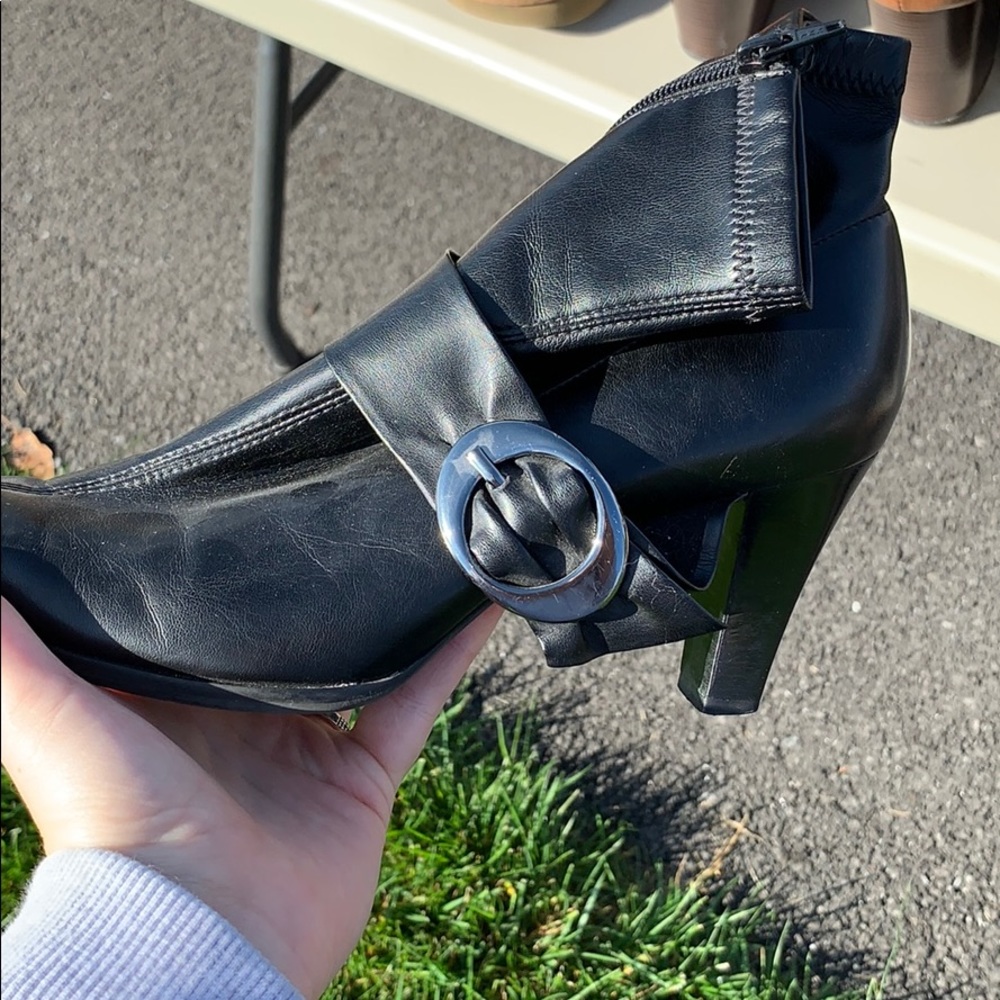 Heeled dress boots